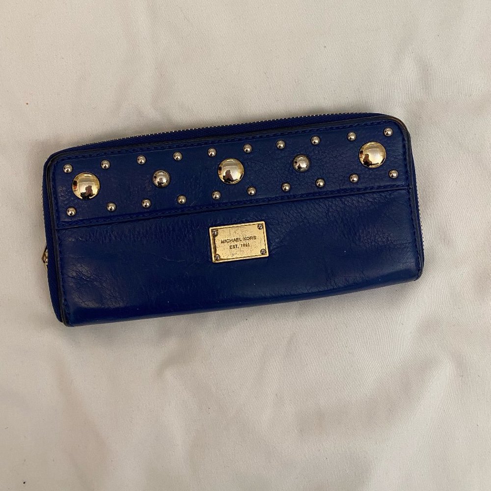 Micheal Kors Nave Blue With Gold Hardware. Used Once, Good Condition.